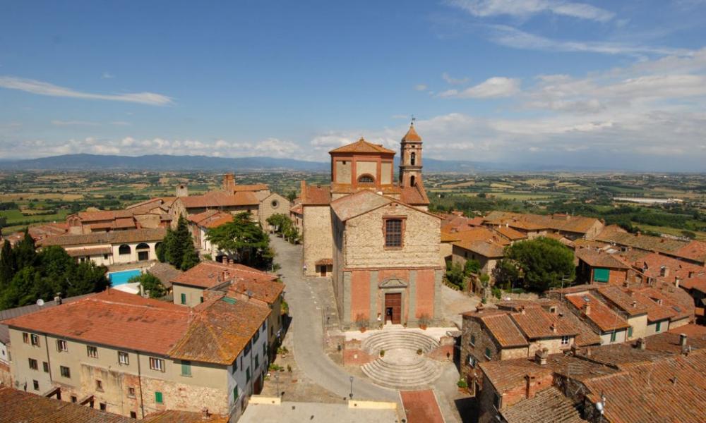 Lucignano The Collegiata